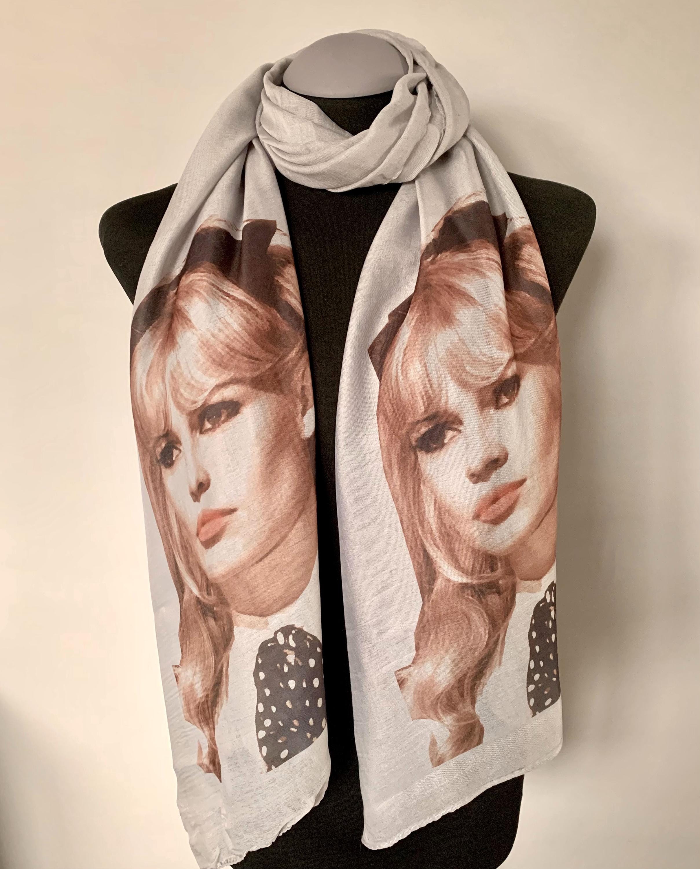 Brigitte Bardot Inspired Scarf – 1960's Vintage Style Long Grey Scarf with Bardot Style Print – Vintage Glamour Fashion