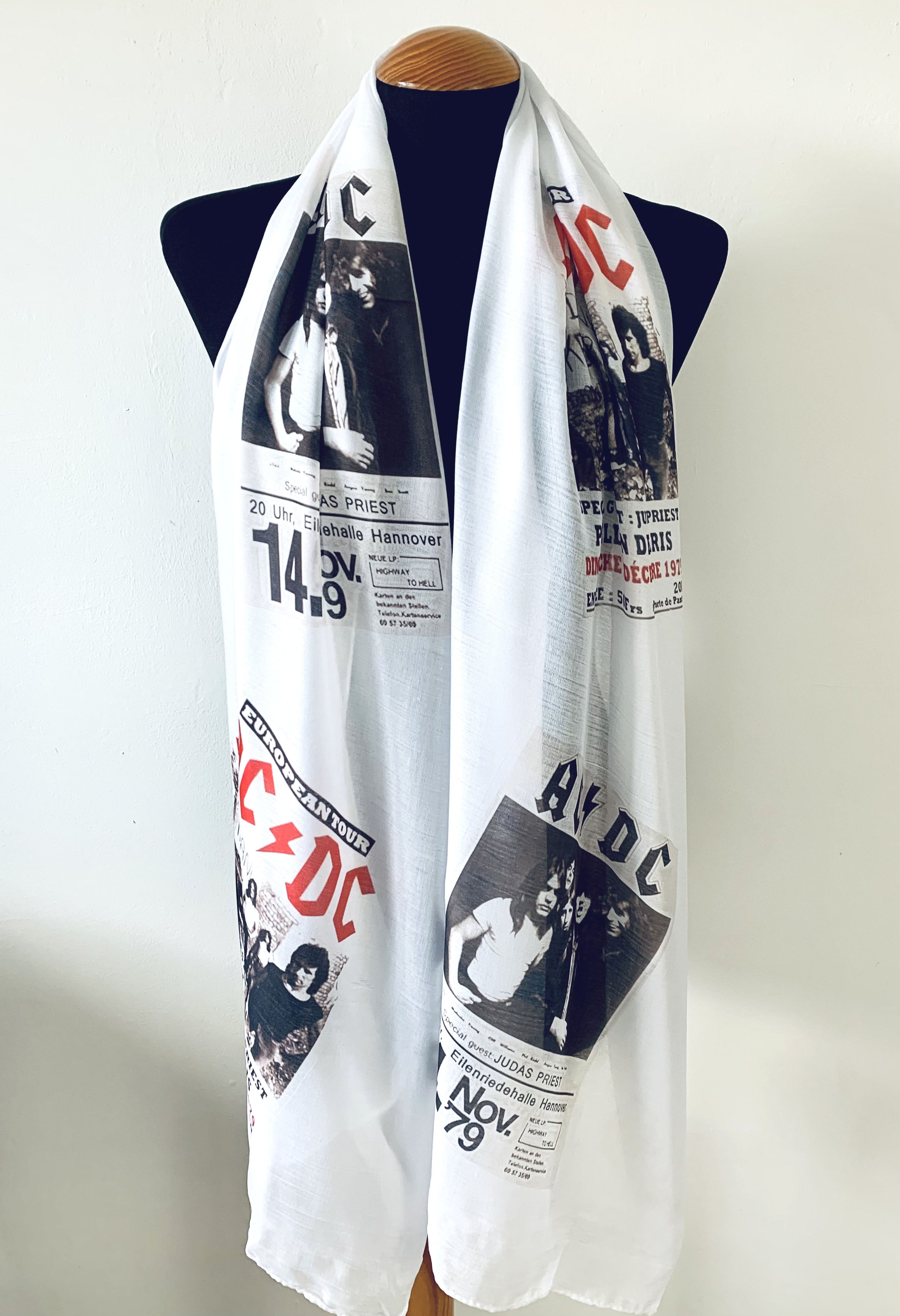 ACDC Inspired Scarf – Vintage Heavy Metal ACDC Style Long Scarf with Red and Black Band Print.