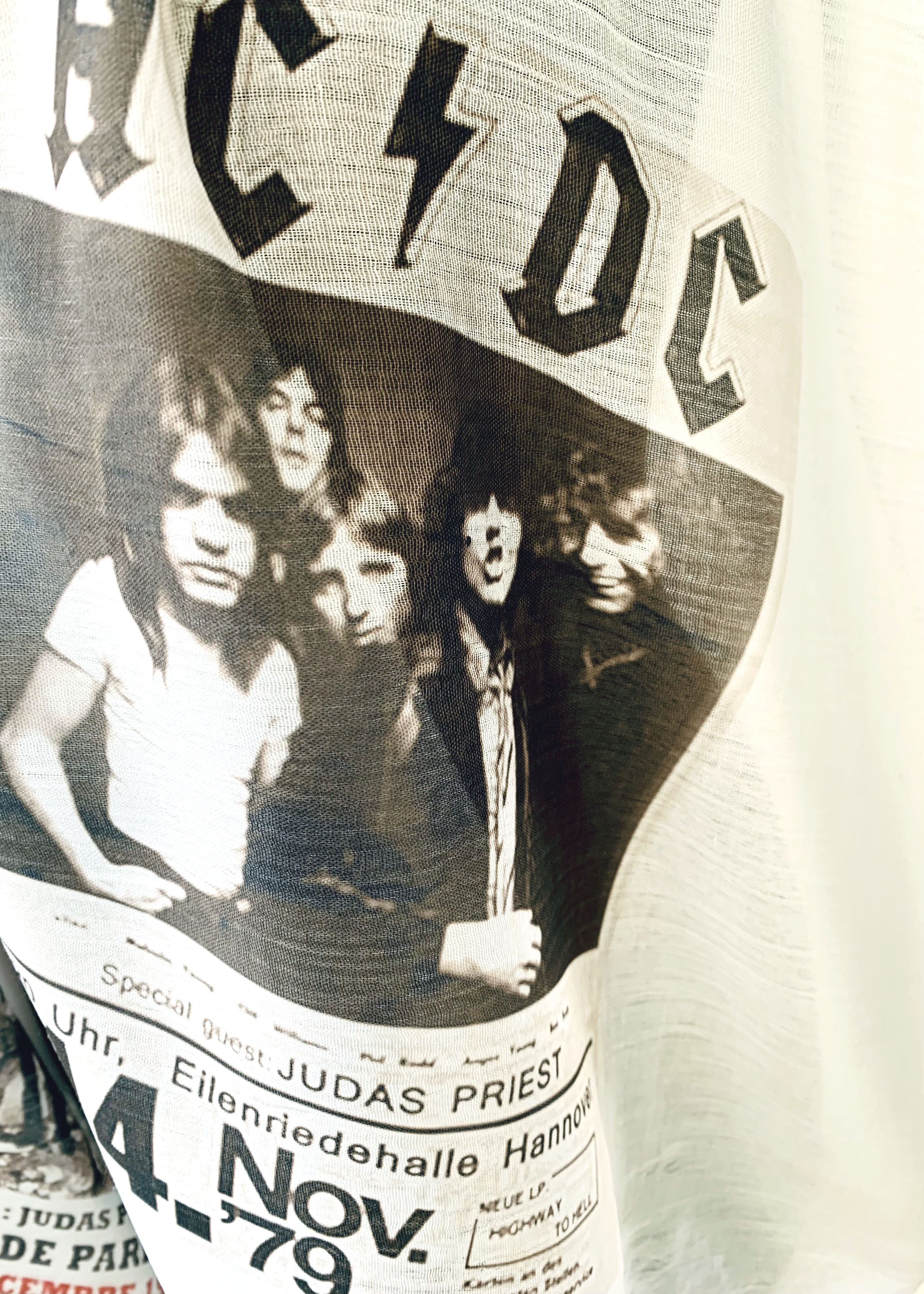 ACDC Inspired Scarf – Vintage Heavy Metal ACDC Style Long Scarf with Red and Black Band Print.