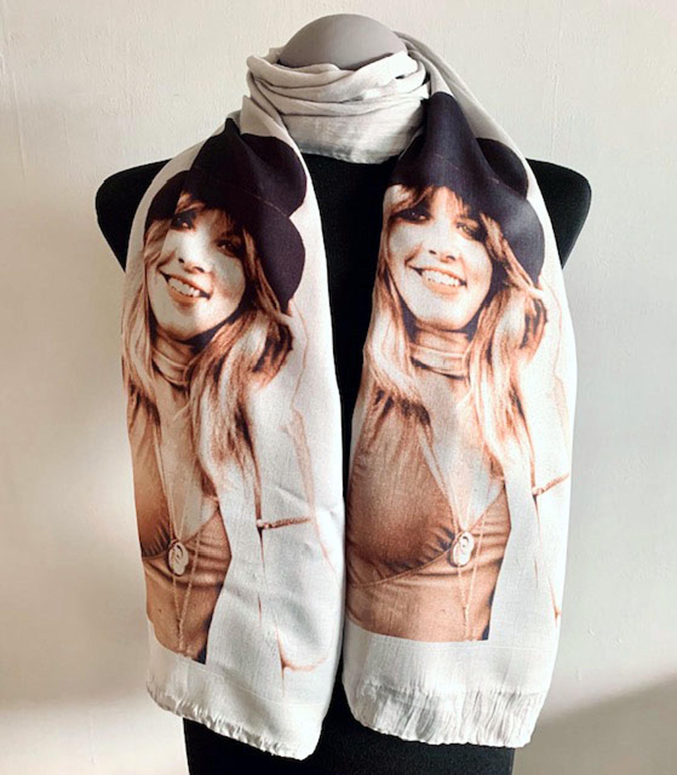 Stevie Nicks Inspired Long Scarf – Grey 1970s Style Boho Chic Scarf – Retro Glam