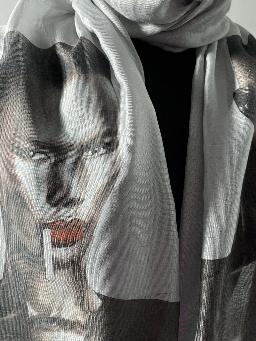 Grace Jones Inspired Scarf – 80s Style Long Grey Scarf with Bold Print – Music Fashion