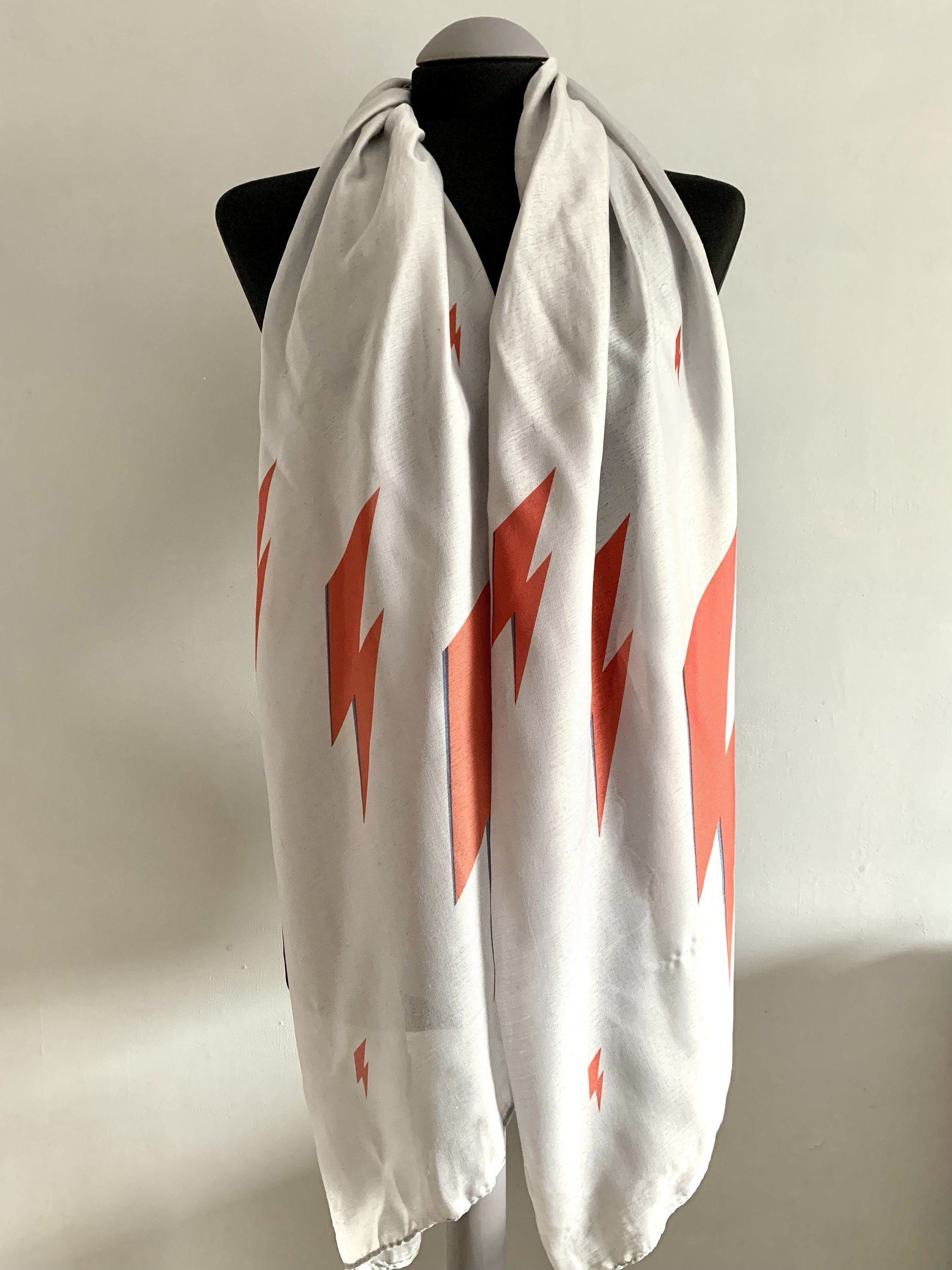 Ziggy Stardust Inspired Scarf – Grey Long Scarf with David Bowie inspired Red Bolts Print