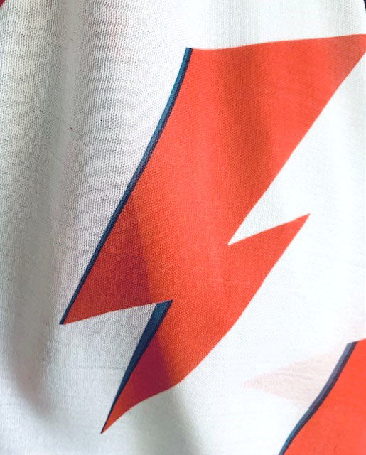 Ziggy Stardust Thunder Bolts Scarf –  Vintage David Bowie Inspired Print on White Lightweight Scarf
