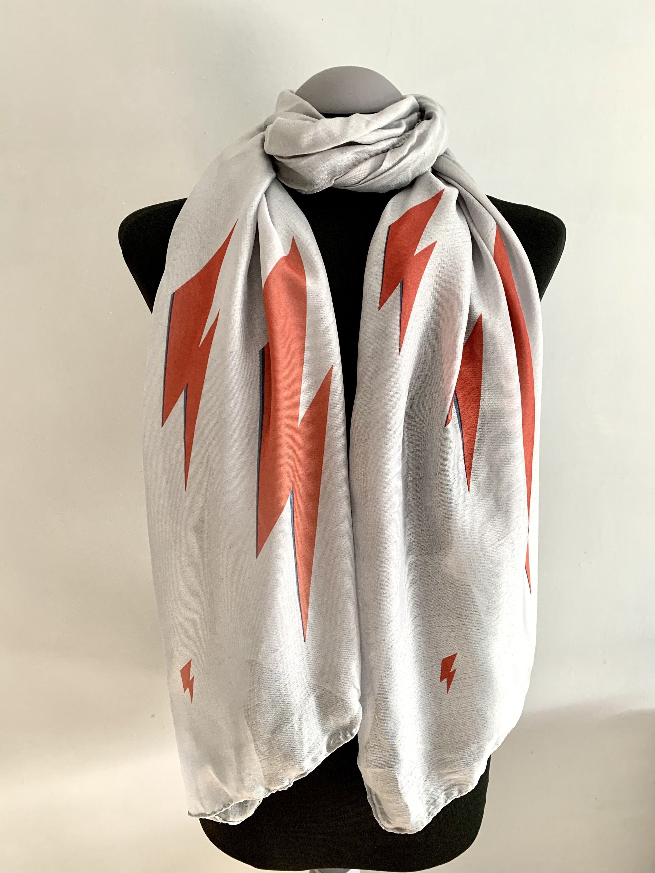 Ziggy Stardust Inspired Scarf – Grey Long Scarf with David Bowie inspired Red Bolts Print